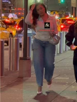 ® @jordynwoods today in NYC... 😉✌️ אהבה זה הכל 😉👌 * * * * * * #jordynwoods#msg#knicks#reels#z100#netflix#facebook#x#dj#celebrity#shutterstock#reelsvideo#timessquare#entertainment#celebrity#tmz#אהבה#paulandrewnyc#tiktok#youtube#instagram#dailymail#nycphotographer#milan#nyc#losangeles#tokyo#paris#london#fashionphotography#gettyimages