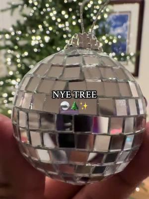 Not sure why I have never done this, but I love it!  I love a reason to decorate!  #nyetree #newyearstree #christmastree #nye 