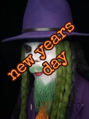 if you made a new years resolution this is for you. #heyoweirdos #cosplay #joker 