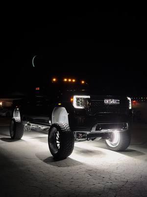 #l5p #14wides #durmax #2500hd #durmaxdiesel #diesel #300hp #gmcdenali #denalihd #kg1forged #26s #37s #c10lifestyle 