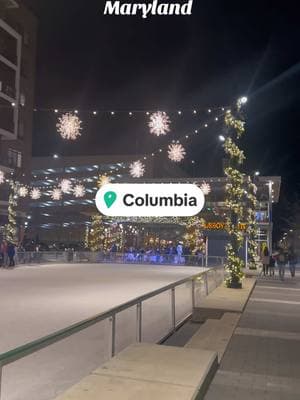 Hermoso lugar en Columbia Maryland te lo recomiendo para ir a disfrutar en familia y amig@s #columbia #patinar #hielo #enfamilia #vivelavida #maryland #marylandcheck #frio #marylandtiktok #christmas #christmaslight #light 