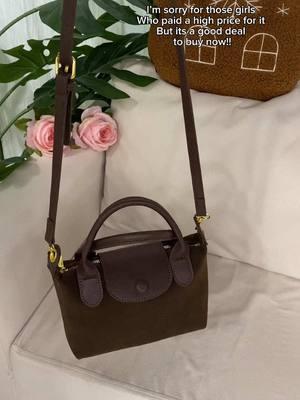 🤩So cuteee!!!My new favorite fall bag that can carry my entire bag life🤎👜🍂#crossbodybag #handbag #women #blackbag #tote #totebag #fallfashion #fallbag #fallpurse #fallaesthetic #fallvibes #itsalmostfall #women #autumnfashion #autumnvibes #autumnaesthetic #autumnoutfits #falloutfits #fallfreshness #halloween2024 #laborday #trending #tiktokshopblackfriday #tiktokshopcybermonday #spotlightfinds #TikTokShopHolidayHaul #spotlightfinds#tiktokshoplastchance #tiktokshopnewvearnewaura