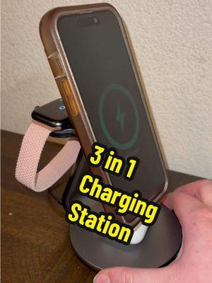 Everything charging in one place is so easy, convenient and compact for your nightstand! #3in1charger #herrbol #charger #headphones #watch #phone #nightstand #easy #compact 