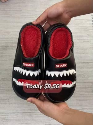 Men's casual shark - designed slippers that are soft, comfortable, and suitable for indoor and outdoor use in all seasons. They feature a unique shark - inspired design, making them both fun and practical.   #mensslippers #casualshark #homeslippers #allseasons #tiktokshopblackfriday #tiktokshopholidayhaul #tiktokshoplastchance #tiktokshopnewyearnewaura #tiktokshopcybermonday #falldealsforyu #blackfridaydeals 