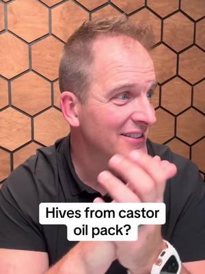 I’m a fan of castor oil packs! But what about people like Pam who end up having hives as a result of trying one? . #castoroil #castoroilpack #castoroilbenefit #functionalmedicine #holistichealth #naturalhealth 