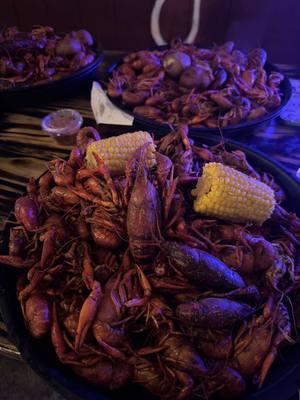 mouth was BURNIN🦞#louisiana #crawfish #crawfishseason #louisianacheck #newyears #happynewyears 