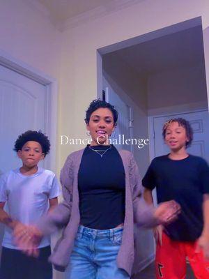 I love these two with my whole heart 💙 2025 is their year, I’m just here to support em 🥺🫶🏽 watch to the end 😭 #theosburnfamily #dancechallenge #trio #dance 