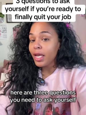 Here are three questions you need to ask yourself to see if you’re ready to quit your job!  1. Are you growing? 2. Are you getting paid your worth? 3. Is your job aligned to your future goals? If you answered no, then it’s time to sign up for Teal and take control of your career! #quittingmyjob #quitmyjob #newjob #careers #jobs 