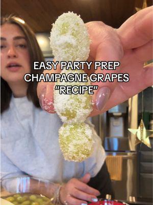 Perfect for the girlies 💖🥂 #partyprep #boozyfruit #champagne #champagnegrapes #girlsnight #fundrink #partysnack #partyfood #partydrink 