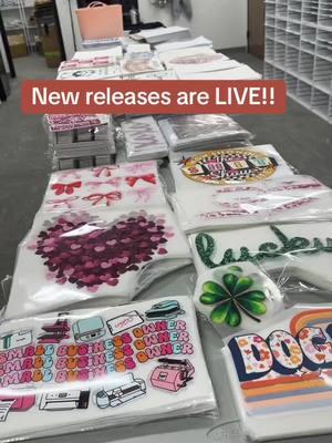 And going quick!! Snag yours now #heatpresstransfers #shirttransfers #dollardash #newreleases #tshirtbusiness #chenillepatches #sodarlingscreenprints 