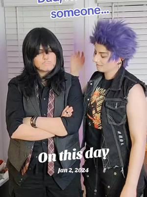 #onthisday While he's wearing the shirt of him too 😆 and yes the DVD is LOZ #Aizawa is @BunBun  #presentmic is @DarthMae  #erasermic #monoshin #shinsoucosplay #mhacosplay #erasermicfamily #shinsou 