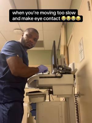 Never make eye contact!! 😭😭 no matter how many years you’ve been a nurse you’re always gonna have your moments where you’re moving a little hesitant or slowly. Also there might be a certain patient that makes you nervous and when you enter this room, you’re never as efficient as usual. my advice to you is: DO NOT MAKE EYE CONTACT!😂 No #nurse #nursesoftiktok #nursingstudent #nightnurse #eyecontact #bessidenurse