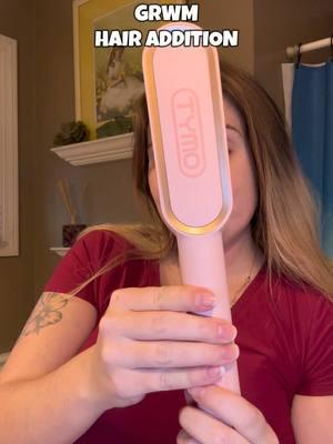 This straighten comb brush is a game changer!! #tymostraightningcomb #hairstyling #grwm #girlythings #newhairprouducts #foryou #grwmhairedition #TikTokShop #shopmyshowcase 