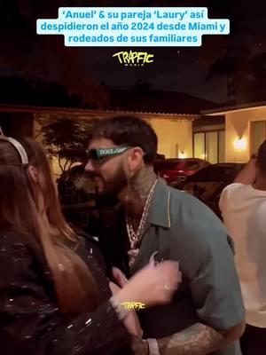 En parejita, llenos de amor y esperando su bebé ‘Anuel & Laury’ despidiendo el año juntos 🍾🎊❤️ Que tal luce tu parejita del momento⁉️ 2025 @anuel Seguirá en el Top y muchos seguirán queriendo bajarlo de su Trono 😂 #anuel #anuelaa #realhastalamuerte #llnm2 #rhlm #anueldoblea #brrr #anuel2blea #llnm #lauryyanuel #anuelylaurysavedra #elpejetv