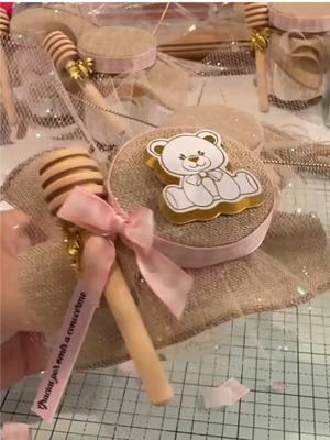 ¿Bello, verdad? Una ternurita de amor para el nacimiento de Alana 😍 #recuerdosdenacimiento #recuerditospersonalizados #recuerdos #partyfavors #favors #birthdayfavors #bornfavors #recuerditos_rfdiseno 