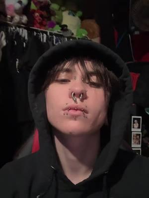 This is a shite transition but I’m posting it anyway #lgbtq #alttiktok #hehim #goth #boymakeup #BookTok #cosplay #ftm #altboy #gothboy #emoboy #cringe #boysinmakeup 