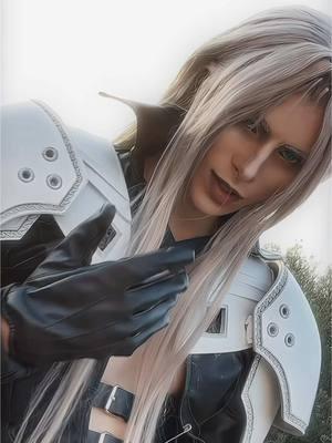 WOOO more Sephiroth!! Getting ready for uni exams rn :,) #sephiroth #ffvii #sephirothcosplay #ffviicosplay 