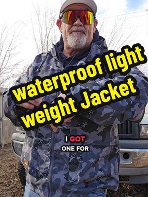 wow this #jacket is amazing and super affordable.. dont pass this one time deal up. #jacket #giftideas #husband #dadsoftiktok #dadmoves #hunter #Hiking #fishingtiktoks #treasurefinds #gifts #spotlightfinds #fathersdaygift #fathersdaygiftideas #valentinesdaygift 