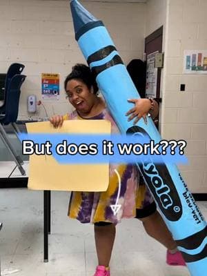 Replying to @vale What could make this giant crayon better? Make it work!  #Crayola #diyprojects #crayonart #artproject @Crayola 