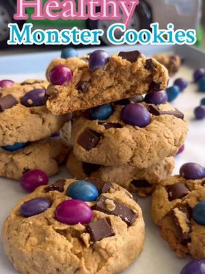 Healthy Monster Cookies! Delicious & Easy Recipe! #glutenfree #dairyfree #healthy #healthyrecipes #dyefree #crunchy #monstercookies 