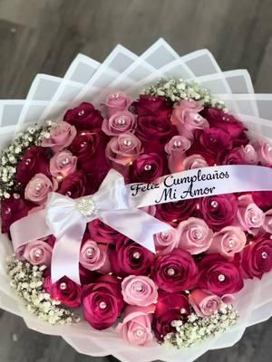 50 roses 💕 #luxurybouquets #ramos #bouquets #bouquetofflowers #bouquettutorial #roses #ramobuchon #ramosbuchones #buysmall #supportsmallbusiness #buylocal #dmv #giftsforher 