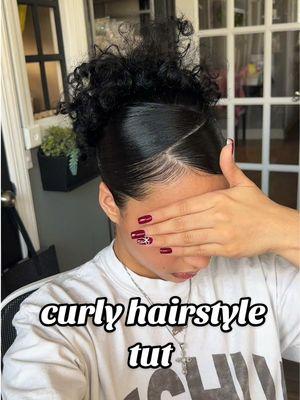 do we likeee ? 🤍 #curlyhair #curlyhairtutorial #curlyhairstyles #curlyhairhacks #shorthair #shorthairhacks #clawclip #clawcliphairstyles #clawcliphack #y2khairstyle #updo #shortcurlyhair #curlyhairroutine #bob #hairstyleideas 