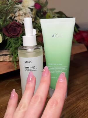 #creatorsearchinsights Two Skincare Products I can’t Live without!! Anua Skincare is absolutely amazing ❤️ @Anua Store US #anua #koreanskincareproducts #bestskincareproducts #oilyskincare #doublecleansing #unitedstates 