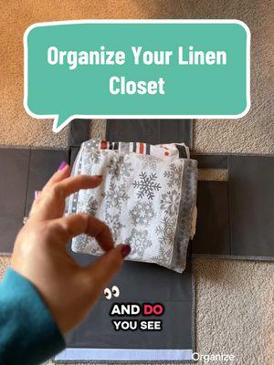 Organize your linen closet  #organizedhome #organize #linencloset #sheets #CleanTok #cleaning 