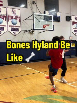 BizzyBones 🦴 @Marco🥷🏾 #basketball #fyp #foryoupage #viralvideo #1v1 #hsbasketball #highschoolbasketball #d1 #hooper #hoopersoftiktok #tbt #xzybca #boneshyland 