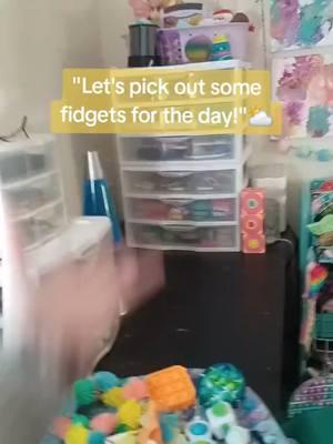 "Let's pick out some fidgets for the morning/day!"⛅️🤗#fidgets  #fidgetsfortheday #DailyRoutine  #dailyfidgetroutine #routine #morningroutineaesthetic #stressrelieftherapy #morning  #morningroutine #fidgetroutine #fidgetsforthemorning #asmr  #fidgetcreator #fidgetcollector #decompressiontoys #adhd #adhdtoys #adhdinwomen #pacificparadiseprints #3d #keybordfidget #clickyfidget #magneticfidget #fidgetslider  #popitpetsseason2 #popit #chuckleandroar #popitpets #minipopit #minifidgettoys #fatbraintoys #simpldimpl #lildimpl #tanglecreations #tanglefidgettoy #tangle #needoh #needohball #anxietyrelief #stressrelieftoys 