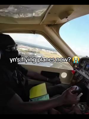 this yn def crashing 🙏😭 #avgeek #aviation #aviation4u #yn #flying #plane #trending  #stupid #skimask #viraltiktok #viralvideo #pourtoi #pourtoipage #fypシ #fyp #fypシ゚viral #fyppppppppppppppppppppppp @wsg_aviation 