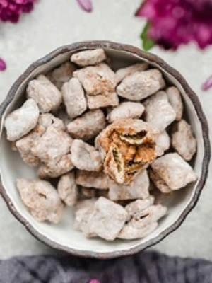 Introducing my obsession: Muddy Buddies! If I need something sweet in a hurry, muddy buddies is always the answer 😂   Click on the Linktree link in my Bio to get the recipe✨ #baking #bakersofinstagram #madefromscratch #snacks #food #parties #weekendbaking #saltandbaker #desserts #muddybuddies #peanutbutter #chocolate #chocoholics #nobake #nobakedesserts #peanutbutterandchocolate #chocolateaddicts #EasyRecipes #easysnacks  https://saltandbaker.com/small-batch-muddy-buddies/