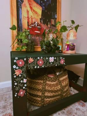 Spotted this table on the side of the road and knew it had potential! 🌿✨ Gave it a fresh green coat and hand-painted boho flowers—now it’s truly one-of-a-kind. Obsessed with how it turned out! 🌸💚 #FurnitureFlip #BohoStyle #HandPaintedFurniture #SidewalkRescue #DixieBellePaint #paintedfurniture #bestpaintonplanetearth #easydiy #bohohomedecor #vintagehomedecor 