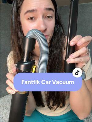 Fanttik does it again with this car vacuum!! #fanttik #fanttiktools #fanttikvacuum #carvacuum #carvacuumcleaner #newyearnewaura #portablevacuum 