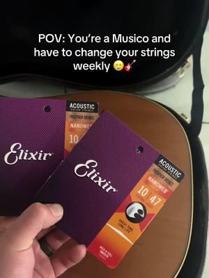 All my money goes to elixir strings 😭 #musicosentiktok #elixirstrings #takamine 