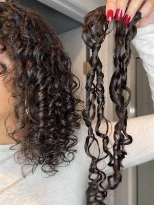 @curlswithkymberly SERVED with our Bebonia Curly Neutral Dark Brown clip-ins 😍✨ The install? Effortless. The curls? Perfection. 🔥 #beboniatips #CurlyHair #HairOnPoint #CurlyHairGoals #curlyhairextensions