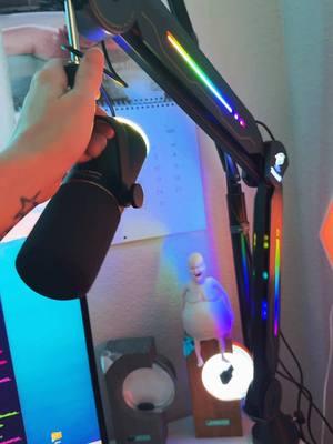 The #tonor #t90 #rgb #boomarm for your #microphone easy to install and will upgrade your #desk for super cheap! 