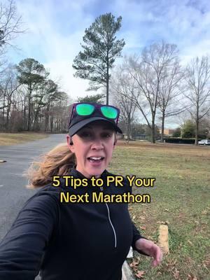 Save these as you train for your next marathon #runtok #runningtips #runningcommunity #marathontraining #halfmarathontraining #beginnermarathoner #runstrong #firstmarathon #runstrong #winterrunningtips #bostonmarathon 