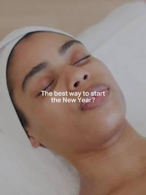 New Year, Better Skin ✨ Kickstart your glow with Hydrafacial - our non-invasive treatment that goes beyond traditional facials. Using our magic wand for deeper penetration and longer-lasting results, we help you achieve healthier, radiant skin.  💧 Step 1: Cleanse – Exfoliate and reveal a fresh new layer with a gentle peel. 🧖‍♀️ Step 2: Extract – Painlessly remove impurities with gentle suction. 💦 Step 3: Hydrate – Deeply nourish and moisturize with personalized ingredients. Give your skin the care it deserves and embrace the best version of yourself in 2025! #Hydrafacial #NewYearNewSkin #skincaregoals #skintok 