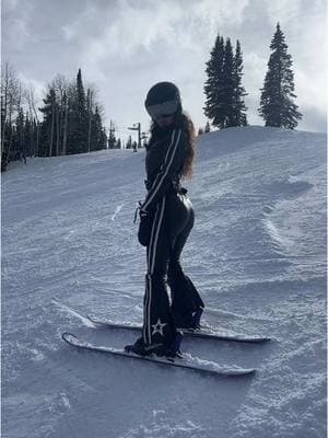 Guess how many takes this took #ski #aspen 