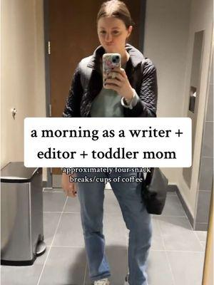 happy 2025!! #morninginthelife #bookeditor #writingabook #howtowriteabook #newwriters #bookcoach #workroutine #momvlog #morningroutine 