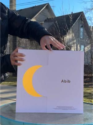 I just used the products from the @Abib Cosmetics Holiday Moon Glow Box🎁 and I can already feel the difference. My skin is more hydrated and has a spectacular glow 🤩🫶 Look at the result 😮😱😳 #abib #abibglobal #holidaybox #moonglowbox #myjourneywithabib #abibskincare #prbox #unboxing #prunboxing #koreanskincare #fyp 