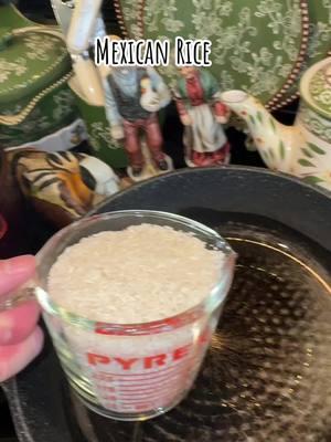 Mexican rice #fyp #mexicanrice #rice #arroz #mexican #grandma #godisgood #friends #texmex #newyear #Recipe #cooking 