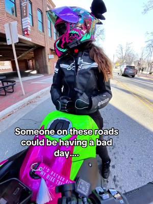 🏍️🩷💚 #motorcycle #moto #femalebiker #femalerider #biketok #biker #northcarolina #motolife #funny #cardo #insta360 #ninja650 #mt03 #kawasaki #yamaha 