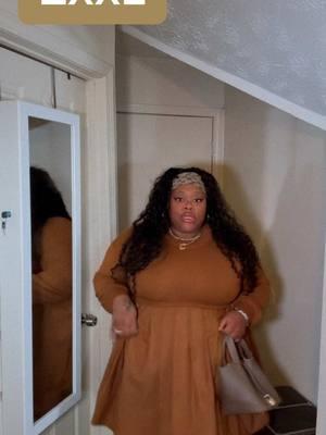 #PlusSizeFashion #PlusSize #Fashion #FYPPP #Browns #PlusSizeGirl #PlusSizeTiktok #PlusSizeEdition #Dress #Miniskirt #Twopiece  