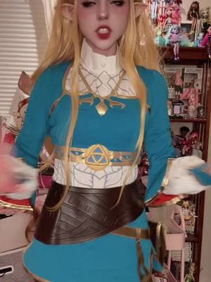 Meow #zelda #princesszelda #zeldabotw #botw #breathofthewild #nintendo #gaming #gamer #cosplay #cosplayer #zeldacosplay #cosplayzelda #breathofthewildcosplay #botwcosplay 