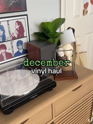 december vinyl haul!🌲🎁 #fyp #vinyl #vinylrecords #haul #5sos #wicked #arianagrande #sabrinacarpenter #rsd2024 #niallhoran 