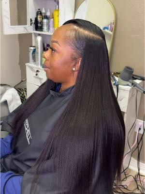 Doing a sew in with hair from my collection RJC. #rockyyjoellecosmetics #rockyydidit #cosmogirl #killeentx #harkerheightstx #sewins #hairstylist #fthoodtx 