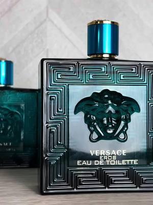 Gentle and cool😎 💎🫶🏼🩵 come with 4 sizes.🎁#perfume #versace #versaceeros #tiktokshopendofyeardeals #luxuryperfume #perfumetiktok 