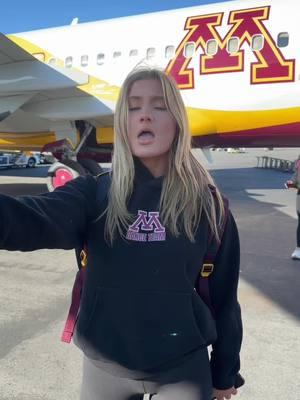 WE’VE ARRIVED IN CHARLOTTE GOPHS🙌🫶 #danceteam #minnesota #gophers #bowlgame #dukesmayobowl 